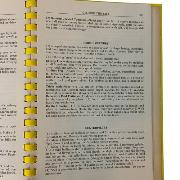 Party Potpourri Cookbook Junior League of Memphis Menus for Entertaining 1988 - Picture 11 of 11